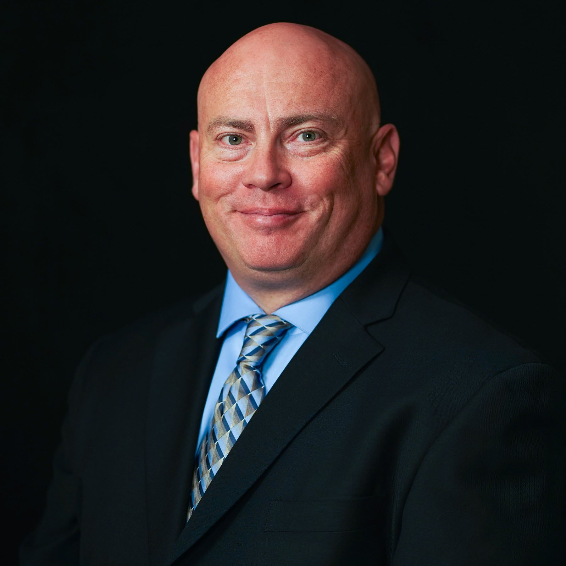 mmullins-blkbgrnd-1800